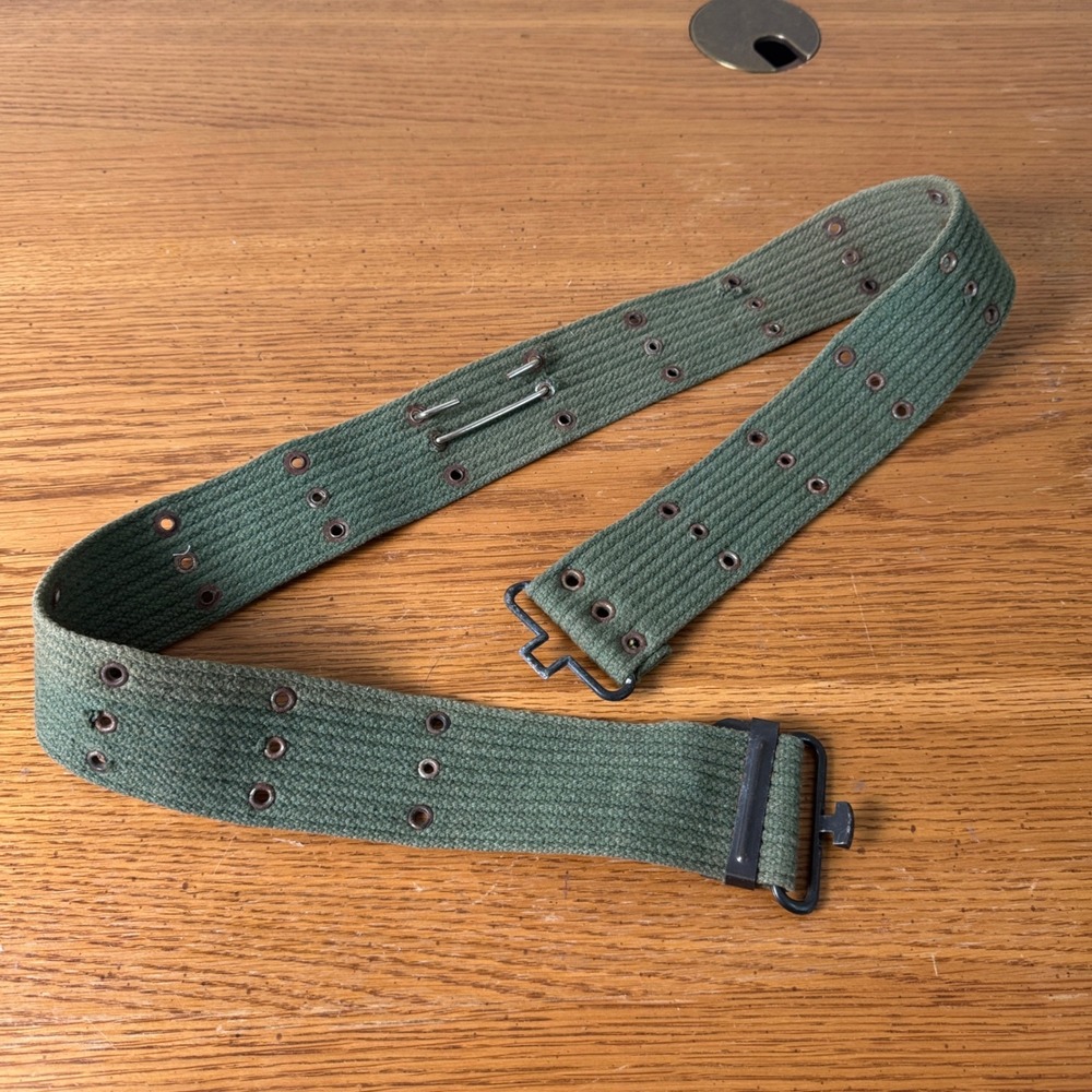 Vintage Military Style Olive Drab Canvas Webbing Utility‎ Belt Made in Taiwan